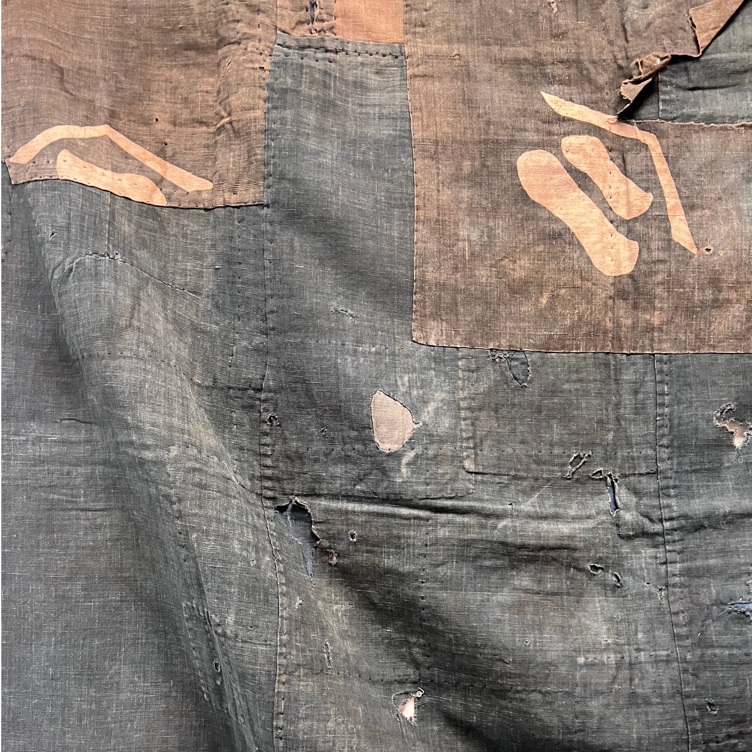 NEW ARRIVALS – HELMN