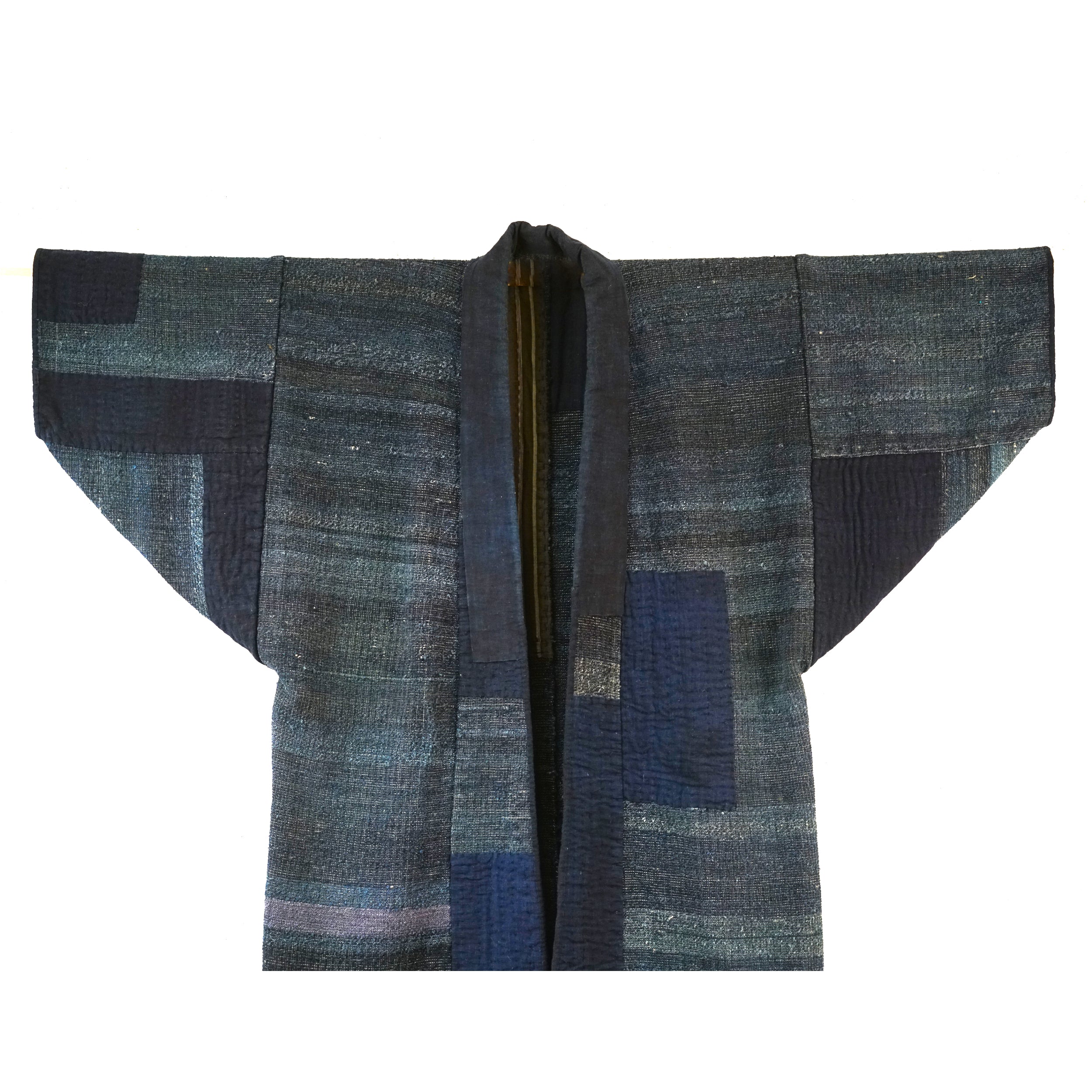 NEW ARRIVALS – HELMN